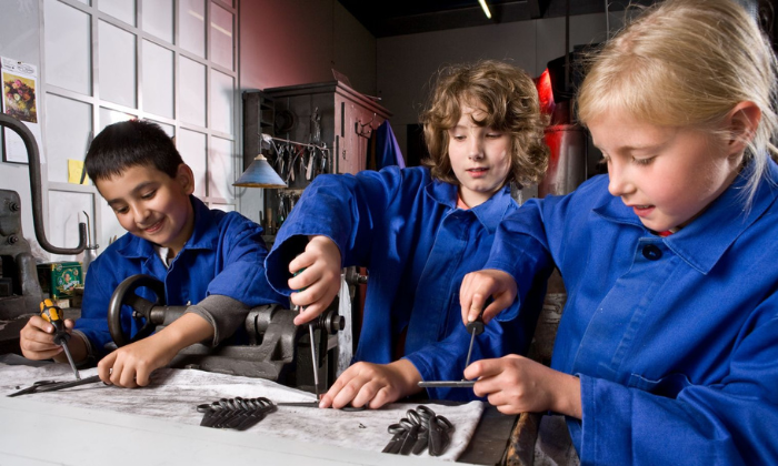 Ein Arbeitstag in der Scherenfabrik © LVR-Industriemuseum
